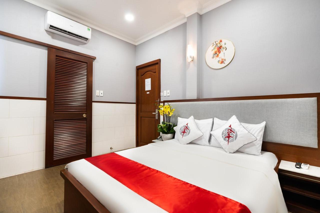 Hoa Hô Chi Minh-Ville